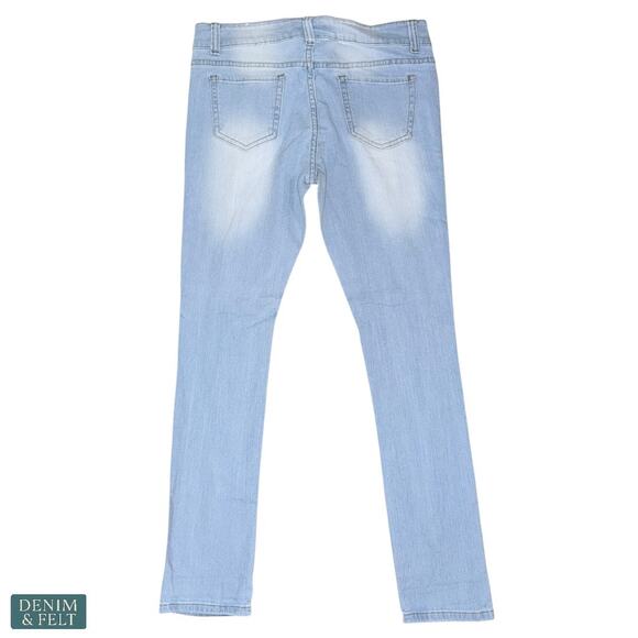 Cover Girl Light Wash Distressed Skinny Jeans Women’s Size 9/10 Ripped Denim - Picture 2 of 7